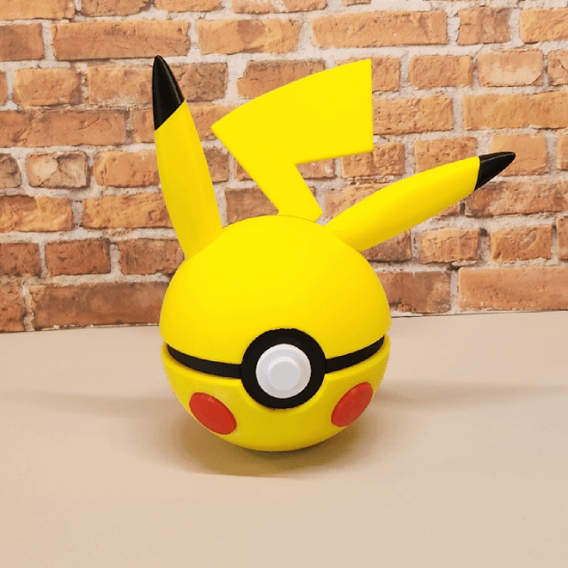 Pikachu Pokeball