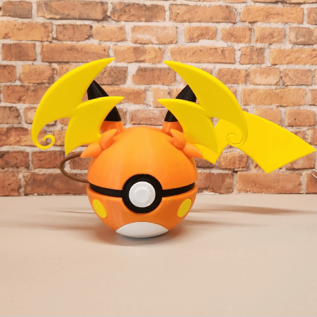 Mega Raichu Y Pokeball